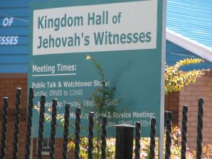 Jehovahs-Witnesses-Kingdom-Hall