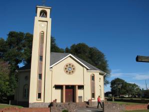 EC-KAREEDOUW-Blouleliesbos-Nederduitse-Gereformeerde-Kerk_3