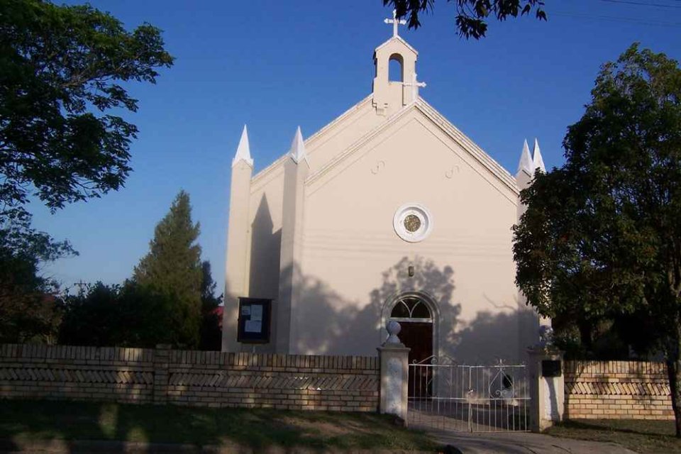 EC-STUTTERHEIM-St-Pauls-Lutheran-Church_2