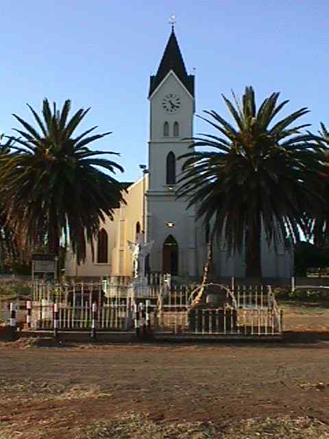 FS-BRANDFORT-Moedergemeente-Nederduits-Gereformeerde-Kerk_01