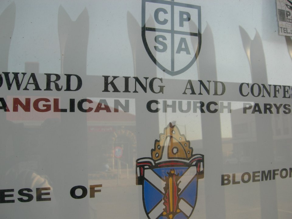 FS.VS-PARYS-KingEdwardConferenceCentre-AnglicanChurch-2007(23)