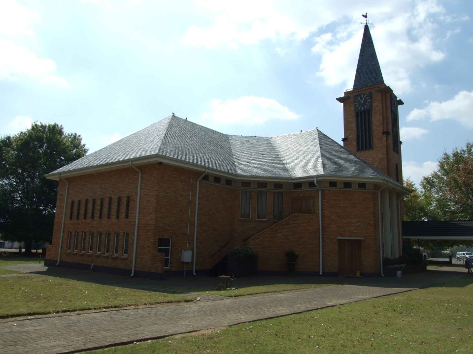 FS-VILLIERS-Nederduitse-Gereformeerde-Kerk_03