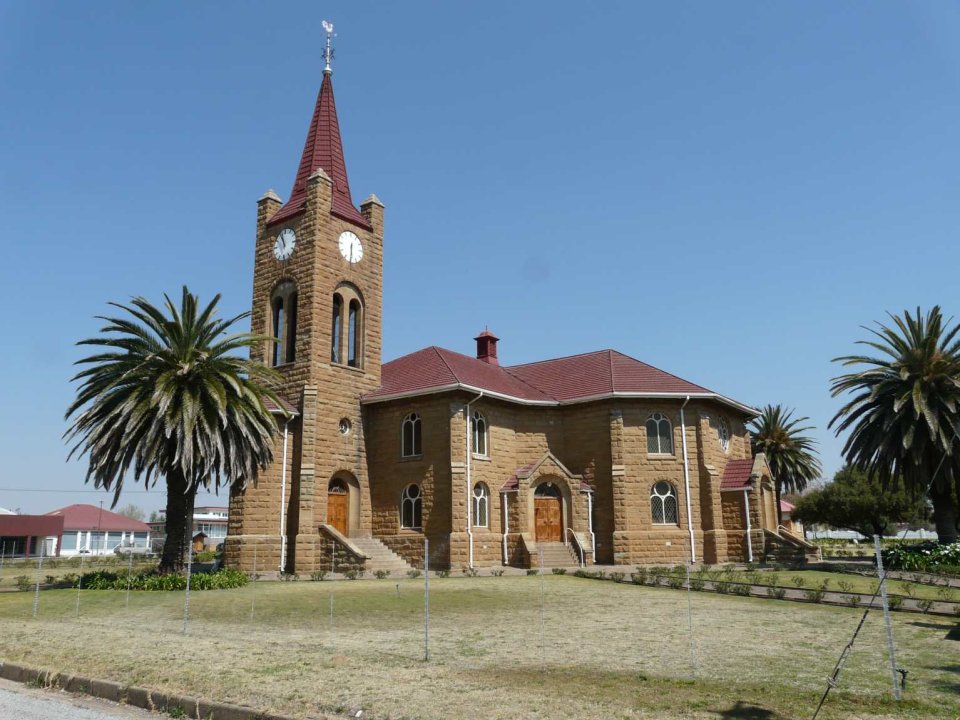 FS-VREDEFORT-Nederduits-Gereformeerde-Kerk_02