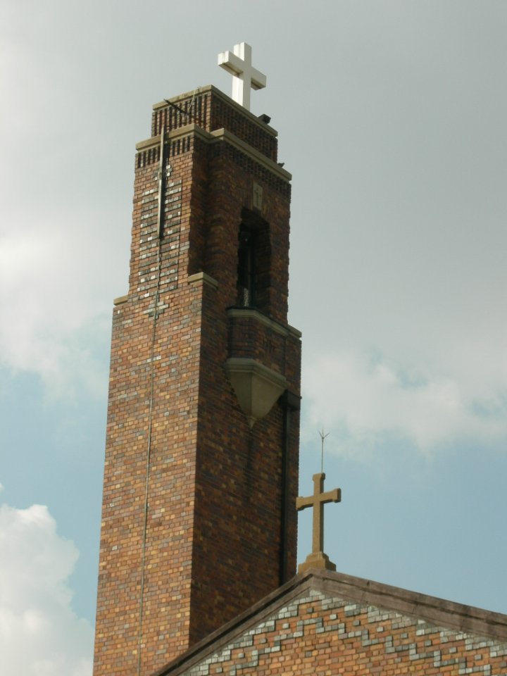 GAU-BOKSBURG-StDominics-CatholicChurch-2009 (5)