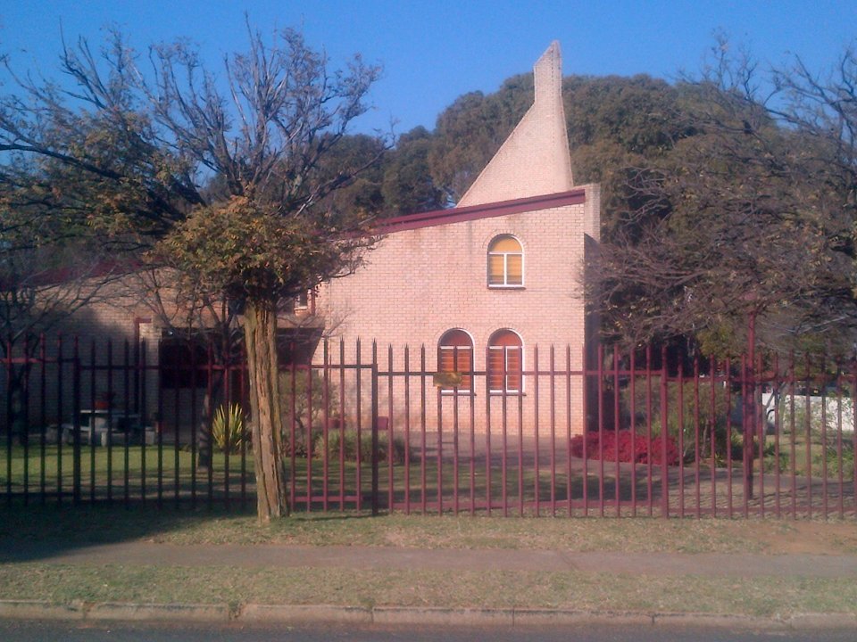 GAU-KRUGERSDORP-Gereformeerde-Kerk_02