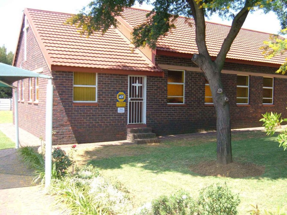 GAU-ROODEPOORT-Princess-Methodist-Church_2