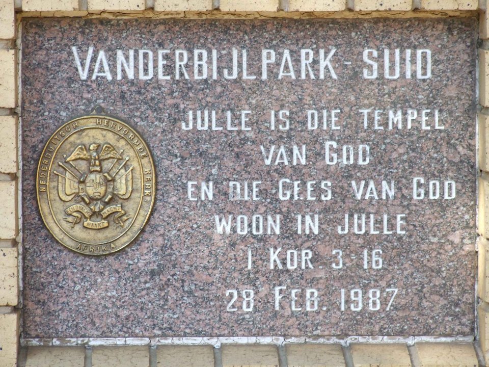 GAU-VANDERBIJLPARK-Vanderbijlpark-Suid-Nederduitsch-Hervormde-Kerk_05