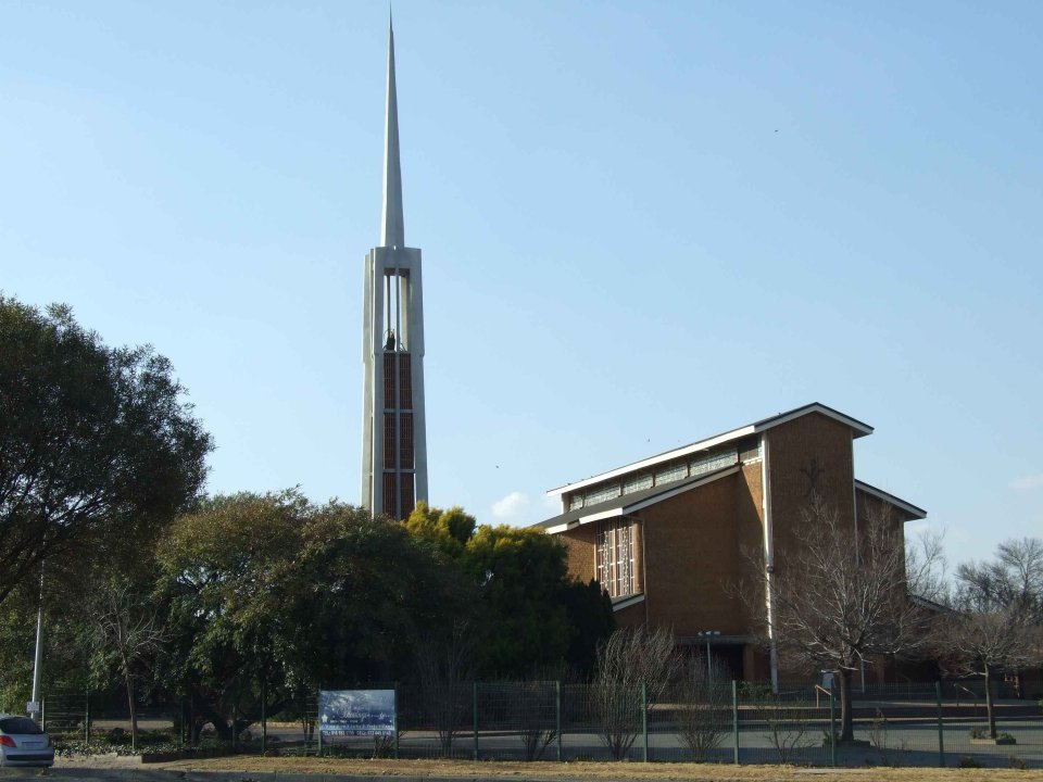 GAU-VANDERBIJLPARK-Vanderbijlpark-Suid-Nederduitse-Gereformeerde-Kerk_02