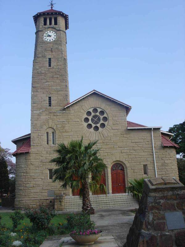 KZN-LADYSMITH-Nederduitse-Gereformeerde-Kerk_01