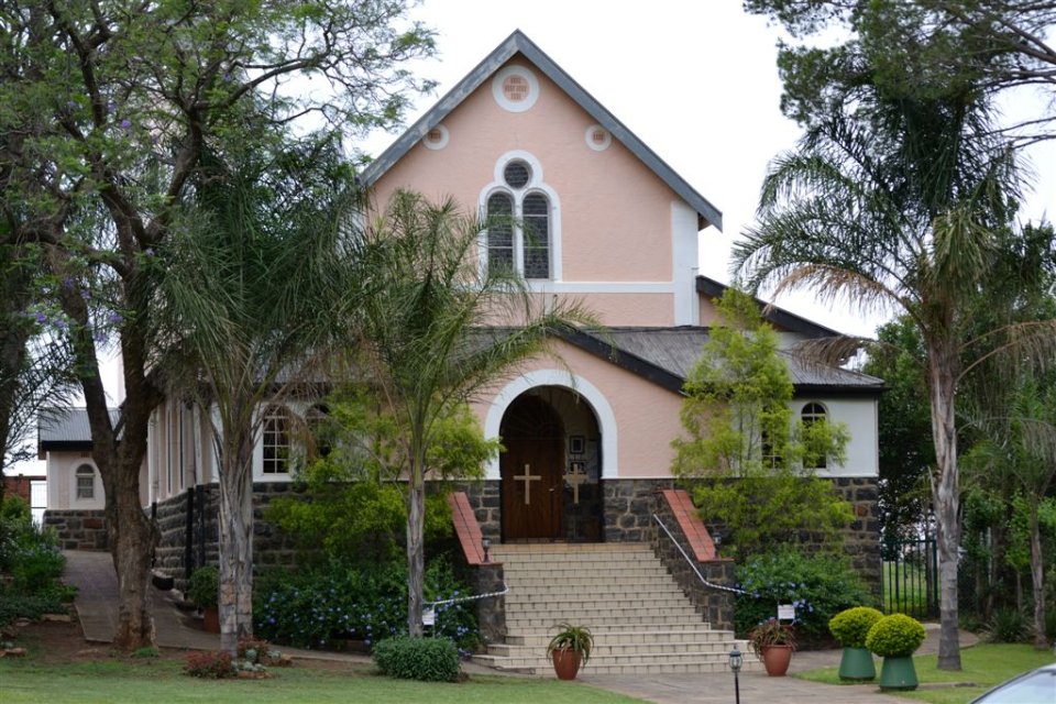 KZN-LADYSMITH-Roman-Catholic-Church_01