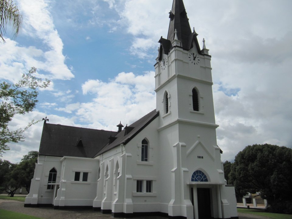 LIM-NYLSTROOM.MODIMOLLE-Ned.Geref.Kerk-Waterberg-2006 (23)