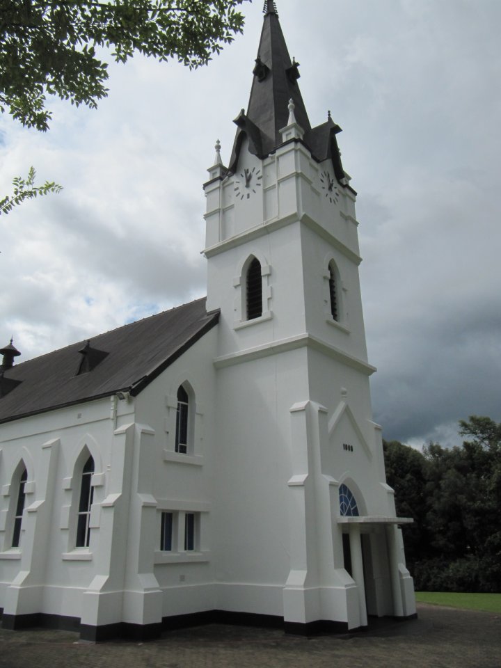 LIM-NYLSTROOM.MODIMOLLE-Ned.Geref.Kerk-Waterberg-2006 (4)