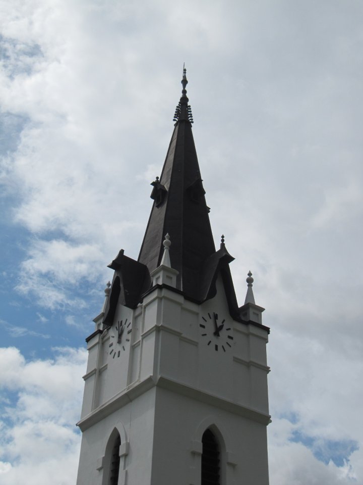 LIM-NYLSTROOM.MODIMOLLE-Ned.Geref.Kerk-Waterberg-2006 (24)