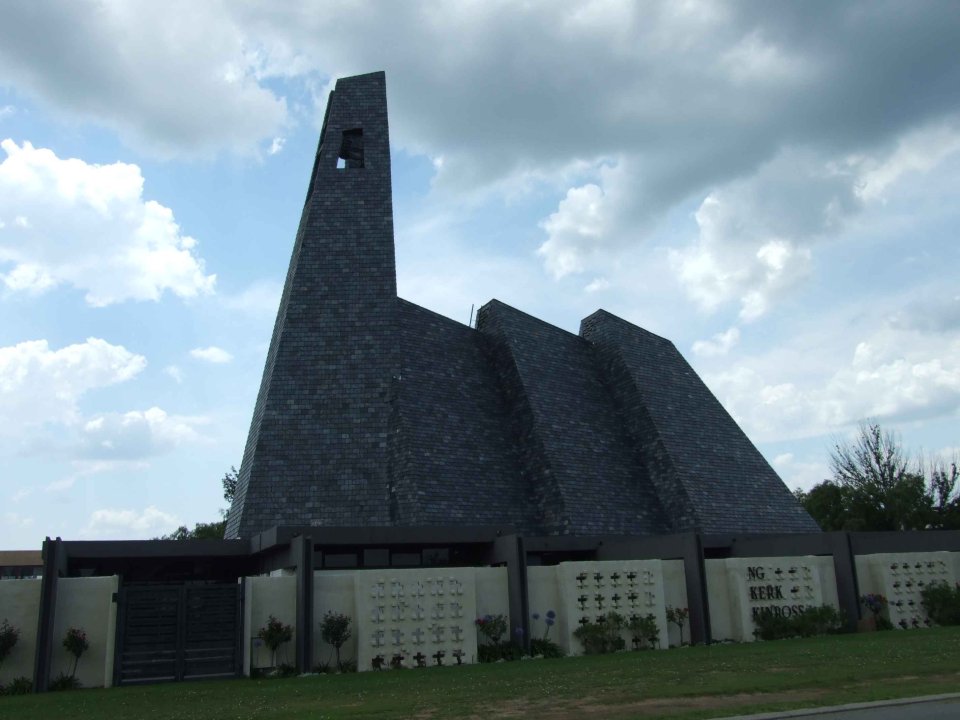 MP-KINROSS-Nederduitse-Gereformeerde-Kerk_03