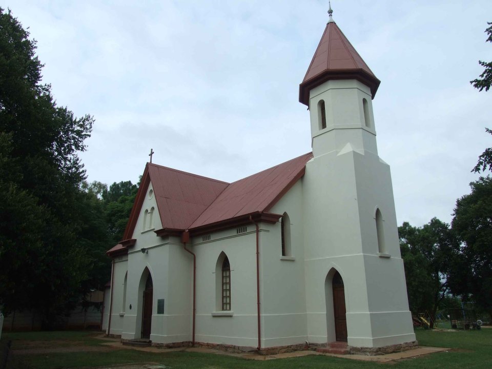 NW-RUSTENBURG-Kroondal-Alte-Lutherische-Kirche_03