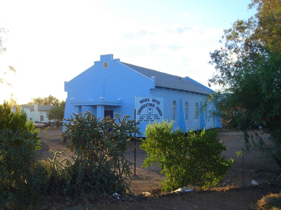 NC-PRIESKA-Kleurlingbuurt-United-Congregational-Church_1