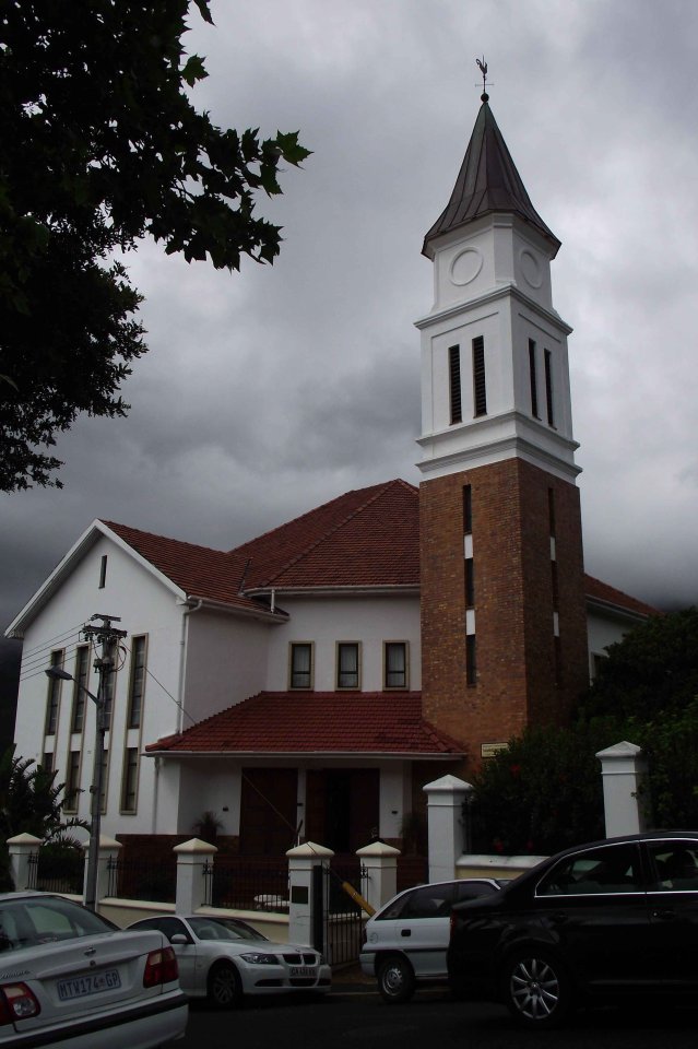 WK-KAAPSTAD-Tamboerskloof-Nederduitse-Gereformeerde-Kerk_1