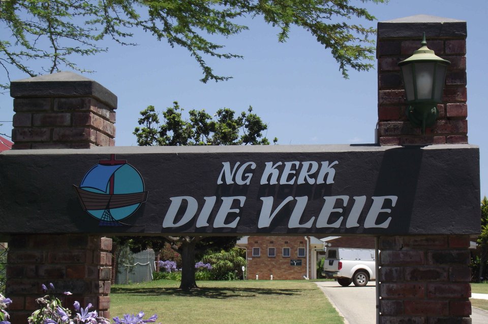 WK-George-HOEKWIL-Nederduitse-Gereformeerde-Kerk-Die-Vleie_1