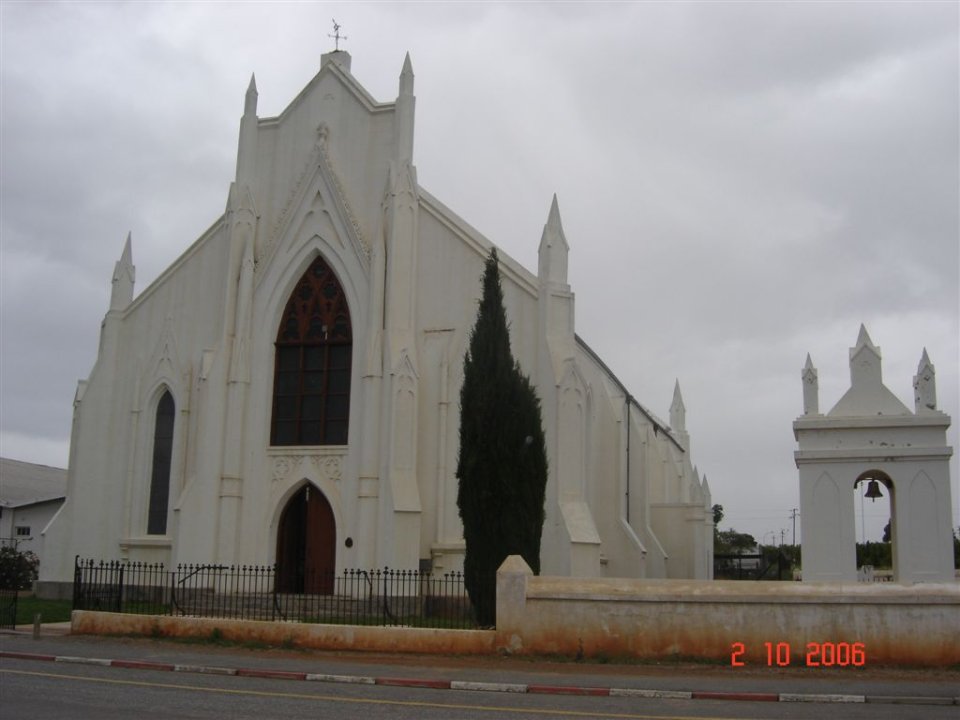 WK-LADISMITH-Nederduitse-Gereformeerde-Kerk_02