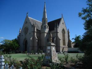 WK-OUDTSHOORN-Moedergemeente-Nederduitse-Gereformeerde-Kerk_03