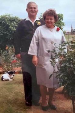 BEER-DE-Sarah-1922-1980-F