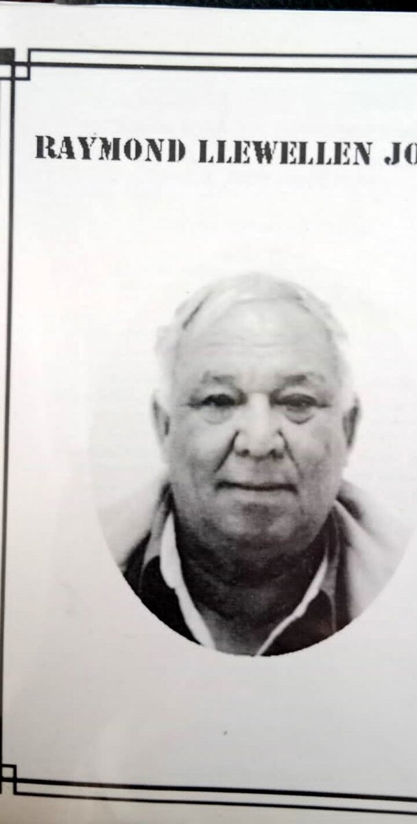 JONES-Raymond-Llewellen-1940-2015-M-01