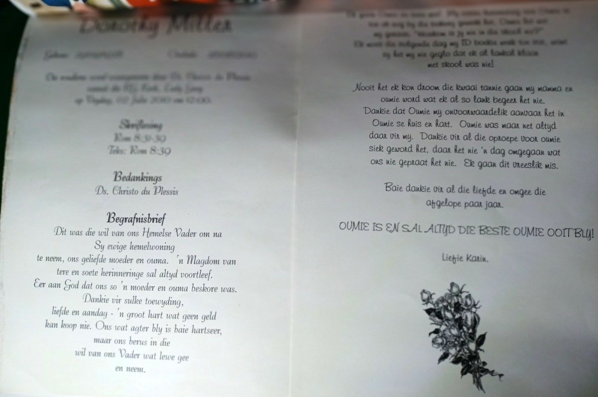 MILLER-Dorothy-1938-2010-F-02