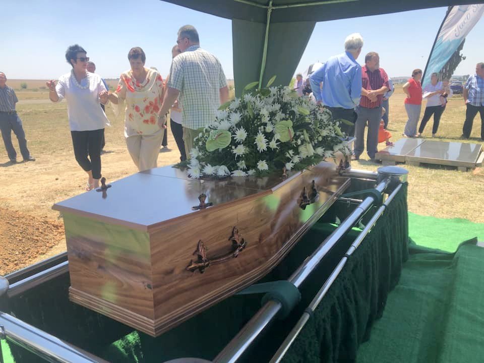 PIENAAR-Evelyn-1947-2018-F_6