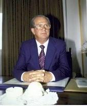 TREURNICHT-Andries-Petrus-Nn-Andries-1921-1993-Dr.Ds.KonserwatieweParty-M-02