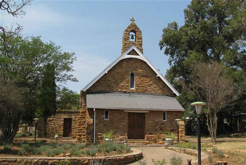 GAU-CULLINAN-St-Georges-Anglican-Church_03