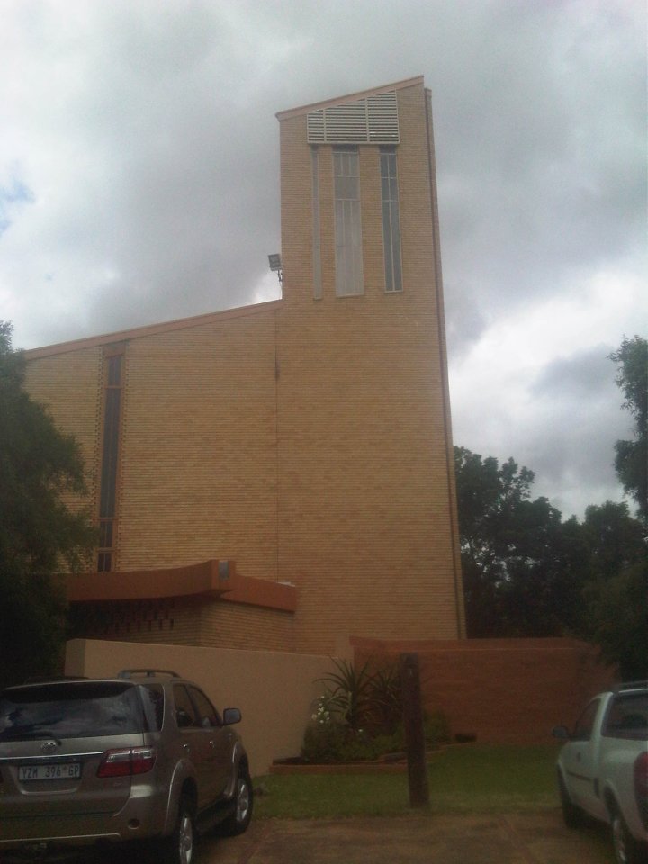 GAU-KAMEELDRIFT-Nederduitse-Gereformeerde-Kerk_02