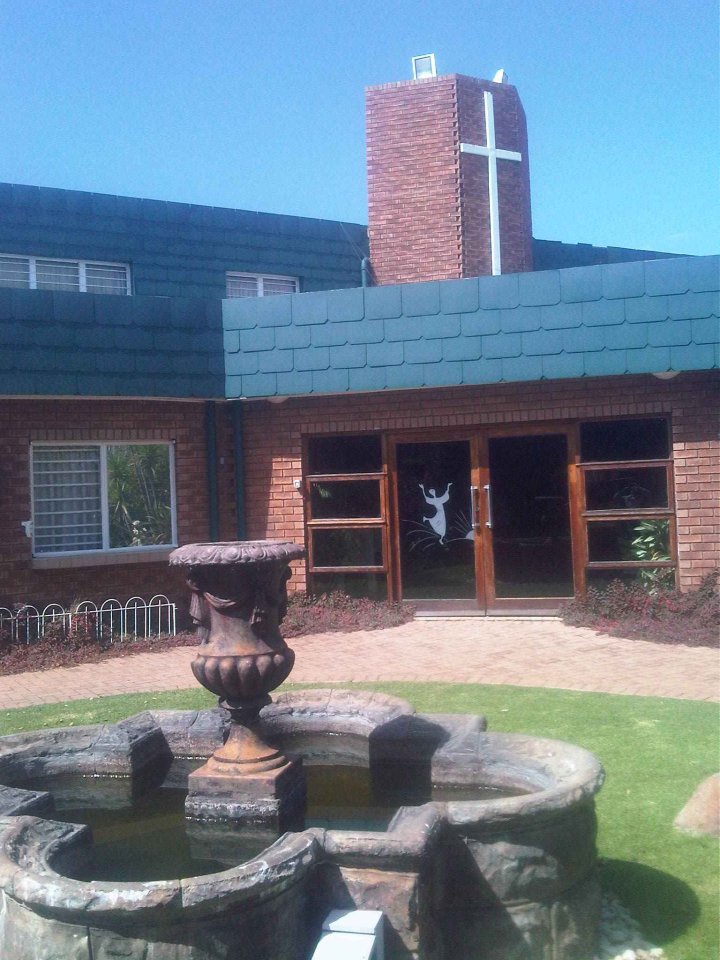 GAU-RANDFONTEIN-Helikonpark-Nederduitse-Gereformeerde-Kerk