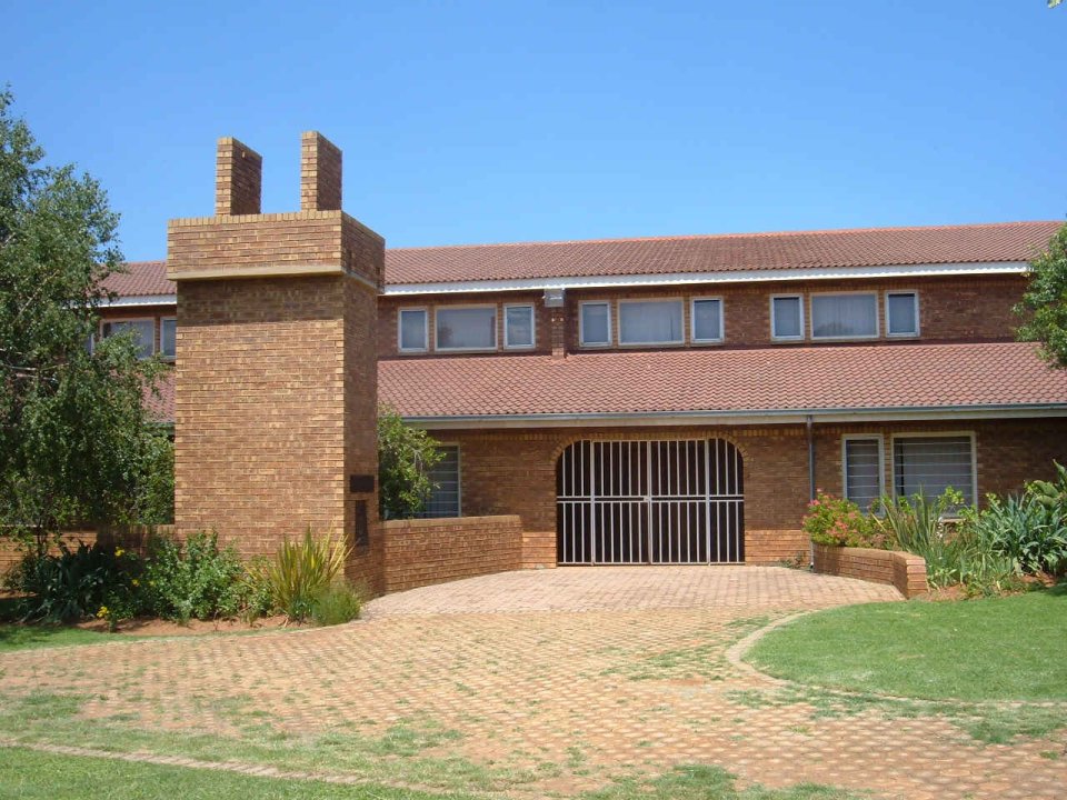 GAU-ROODEPOORT-Afrikaanse-Protestantse-Kerk_1 GAU-ROODEPOORT-Afrikaanse-Protestantse-Kerk_1