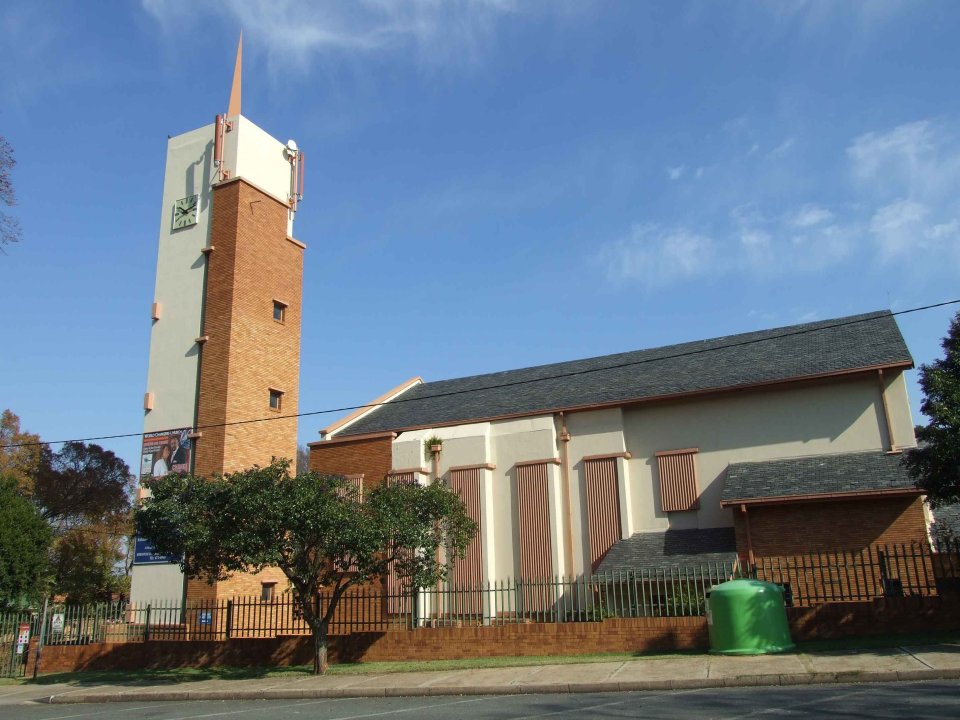 GAU-ROODEPOORT-Florida-Nederduitse-Gereformeerde-Kerk_02