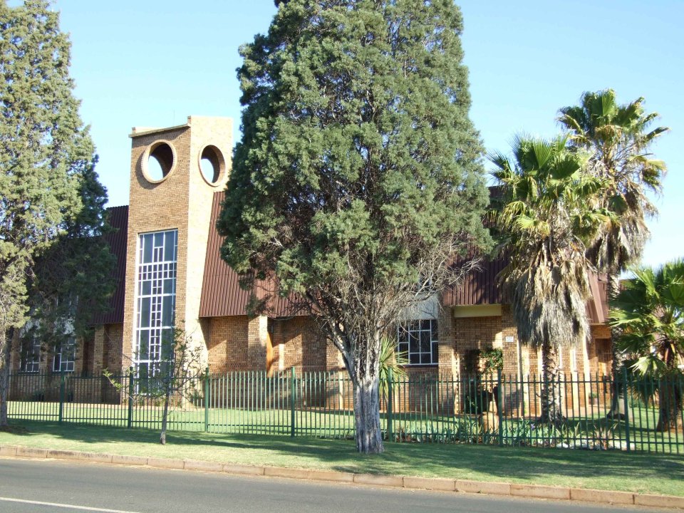 MP-MIDDELBURG-Afrikaanse-Protestantse-Kerk_03