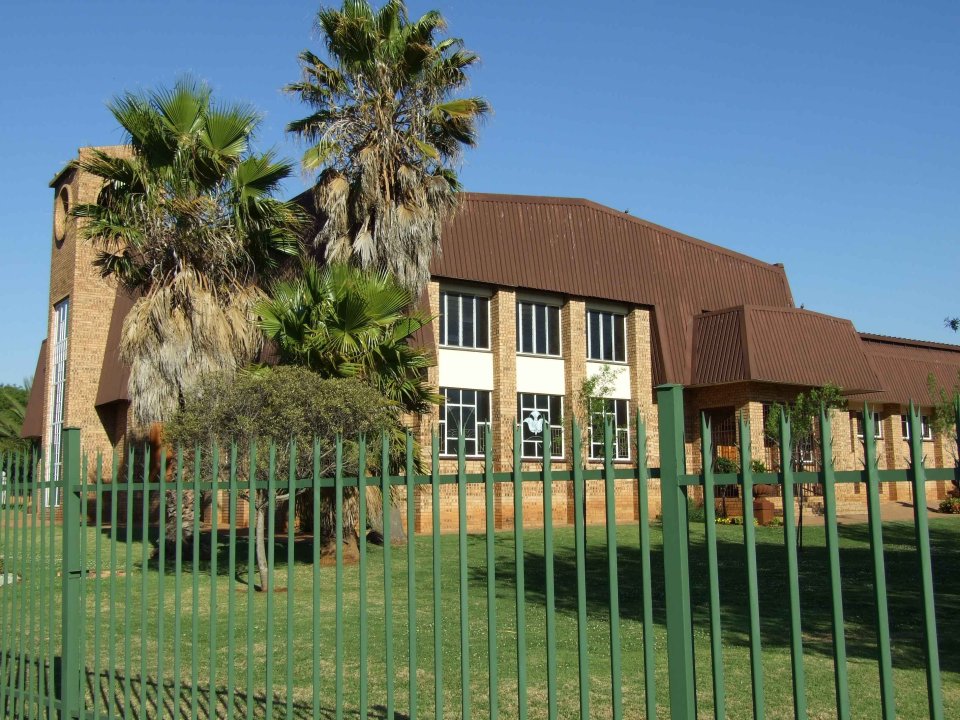 MP-MIDDELBURG-Afrikaanse-Protestantse-Kerk_04