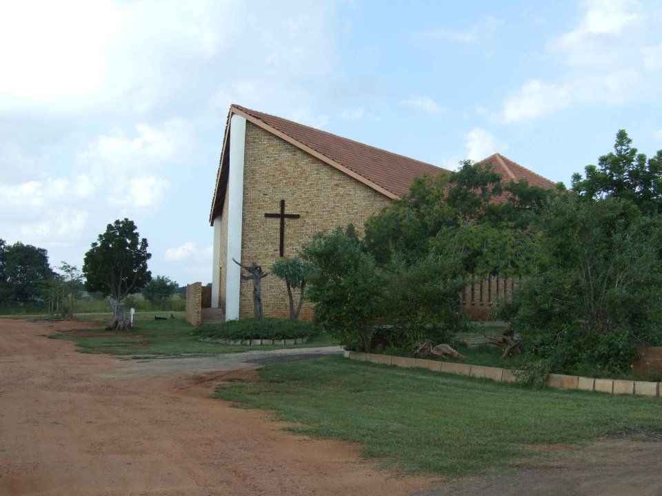 NW-BUFFELSPOORT-Nederduitsch-Hervormde-Kerk_02