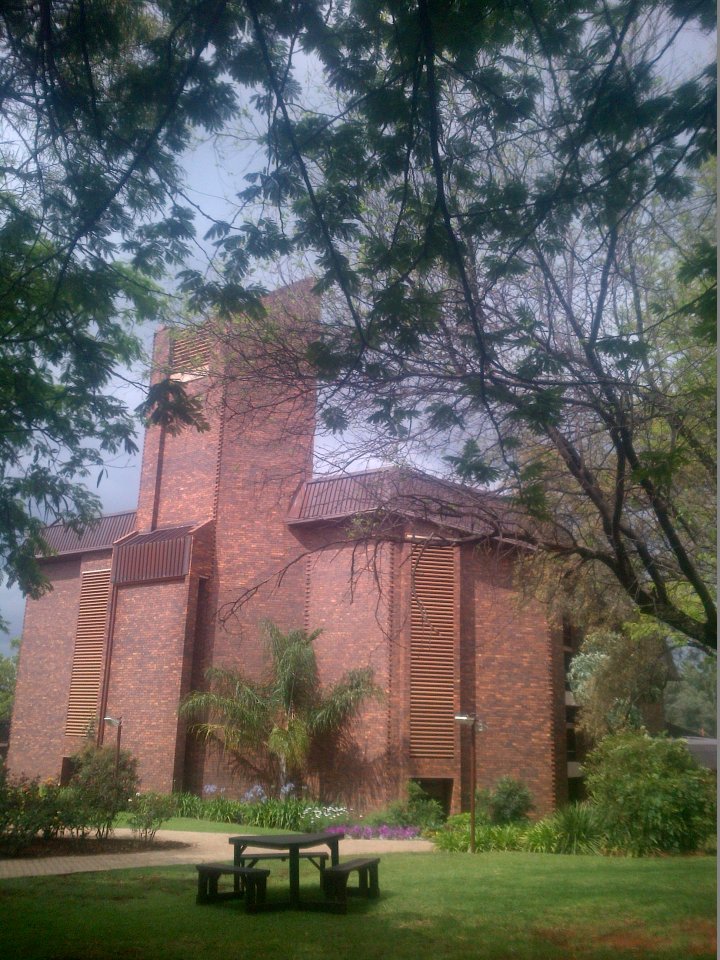 NW-HARTBEESPOORT-Nederduitse-Gereformeerde-Kerk_01