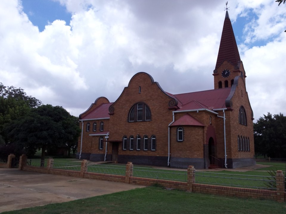 NW-SANNIESHOF-Gereformeerde-Kerk_02