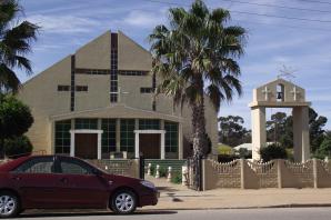 JF-Neumann-Memorial-United-Congregational-Church