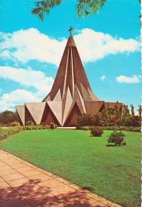 WW-Mozambique-MAPUTO-Santo-Antonio-da-Polana-Roman-Catholic-Church_07