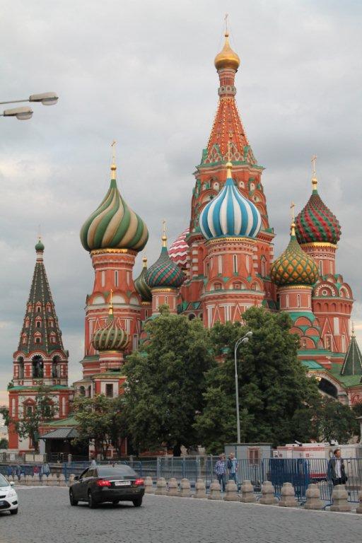 WW-Russia-MOSCOW-St-Basils-Cathedral_01